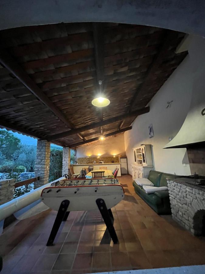 Le Cabanon Des Cigales Provencale Villa Puymeras ภายนอก รูปภาพ